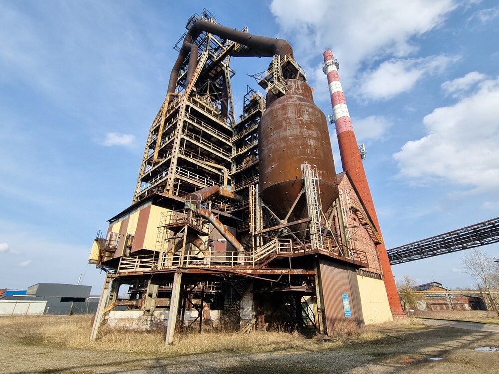 Wielki Piec Huty Pokój przed renowacją.