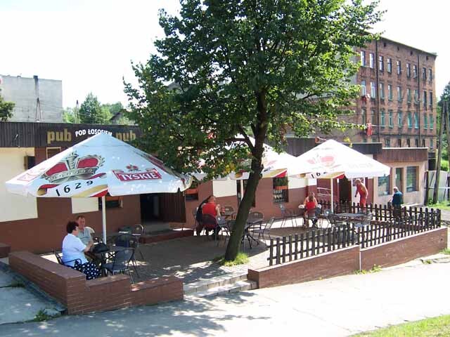 Wirek - Pub "Pod Łososiem" - ul. Teatralna