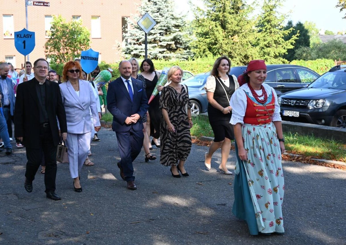 Rok szkolny 2025/2026 rozpoczęty w Rudzie Śląskiej / fot. Michał Pierończyk FB