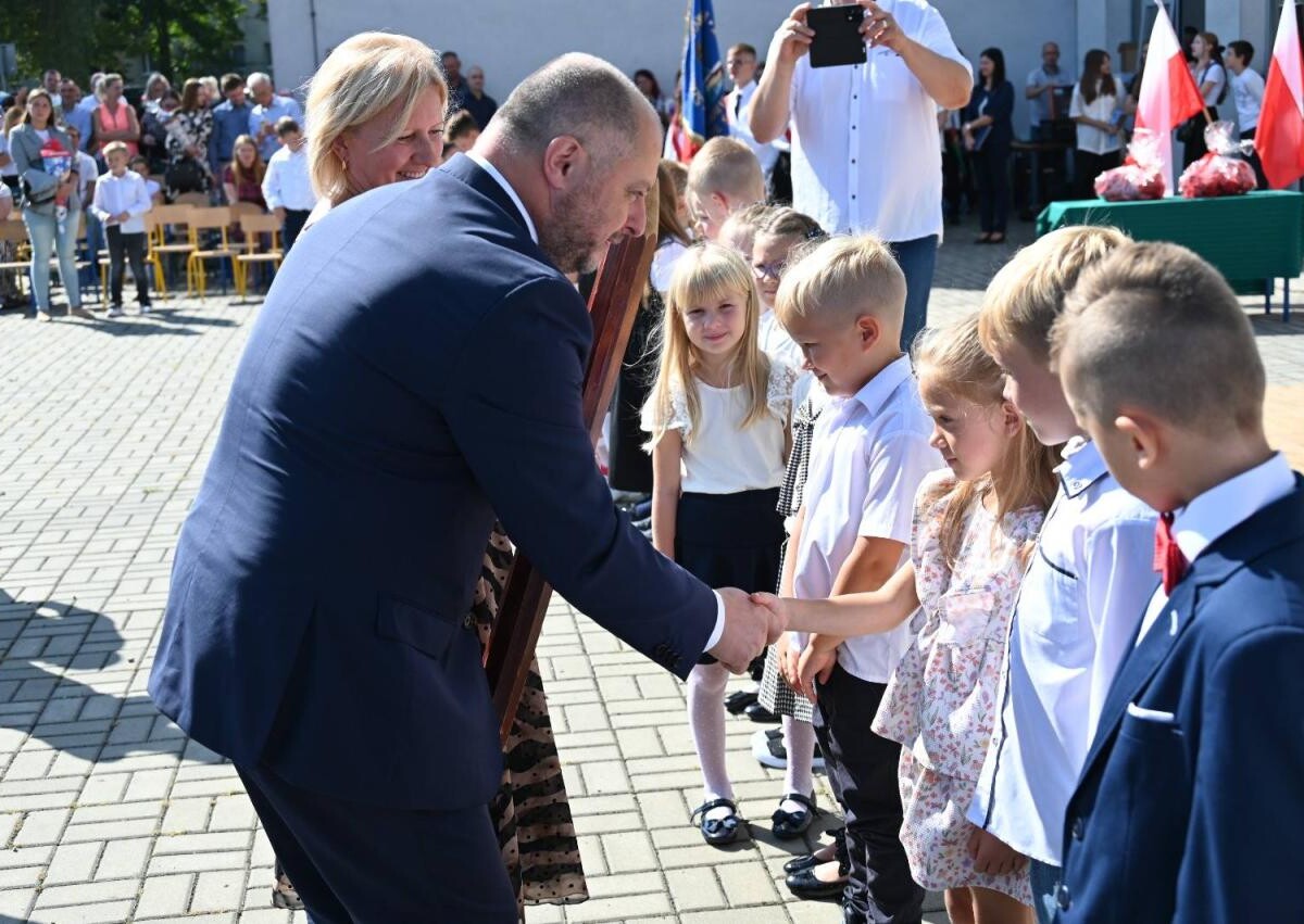 Rok szkolny 2025/2026 rozpoczęty w Rudzie Śląskiej / fot. Michał Pierończyk FB