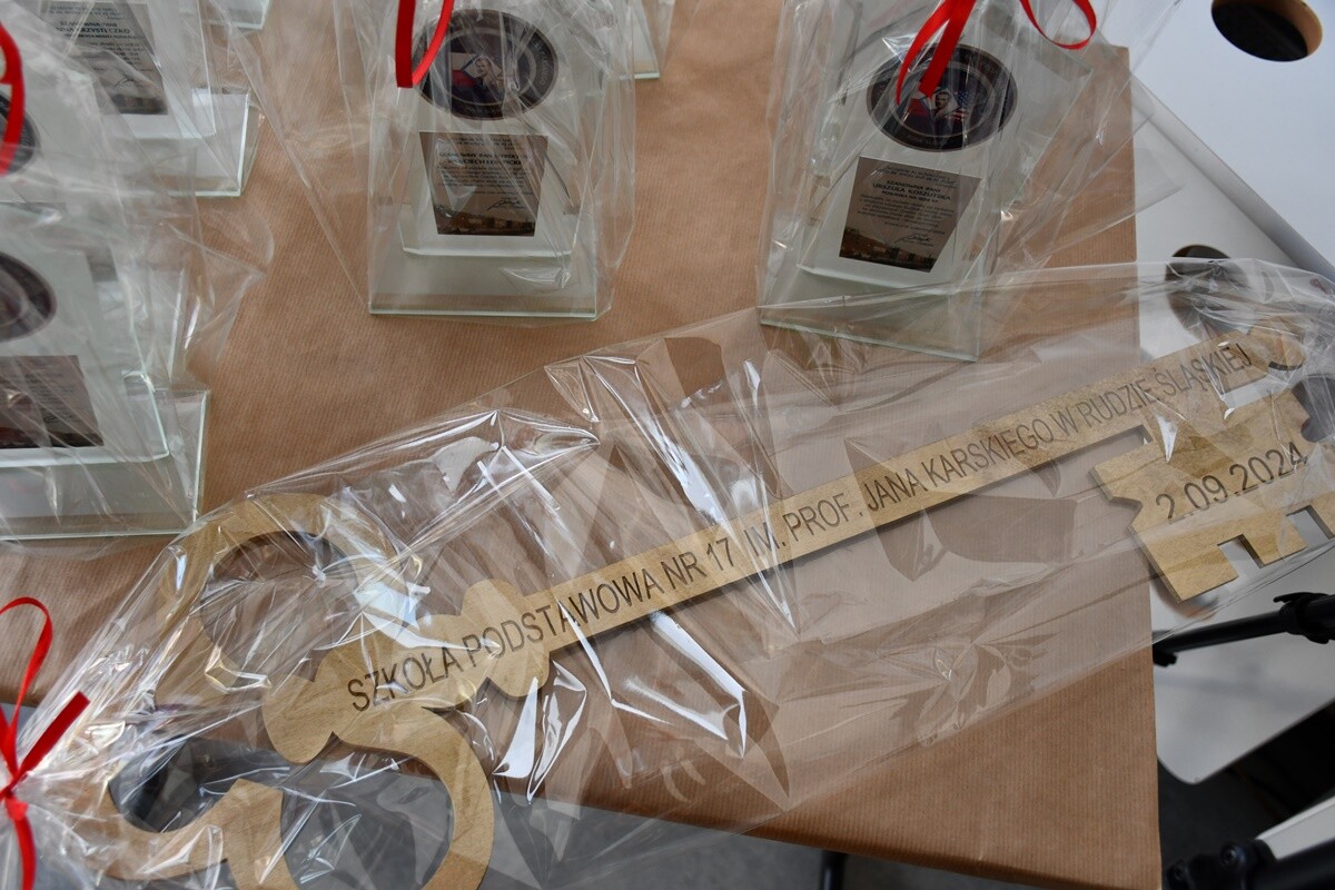 Wojewódzkie rozpoczęcie roku szkolnego w Szkole Podstawowej nr 17 w Rudzie Śląskiej.