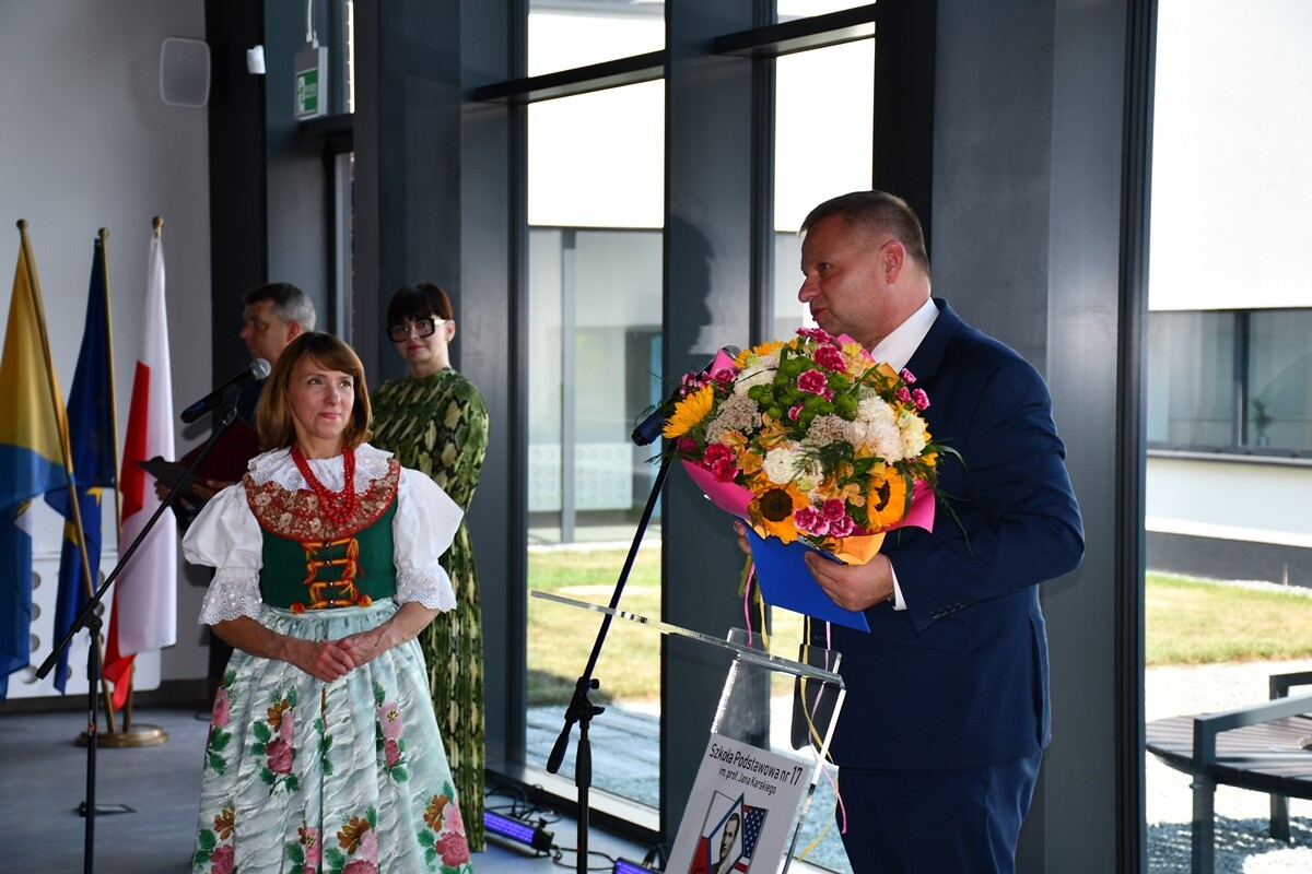 Wojewódzkie rozpoczęcie roku szkolnego w Szkole Podstawowej nr 17 w Rudzie Śląskiej.
