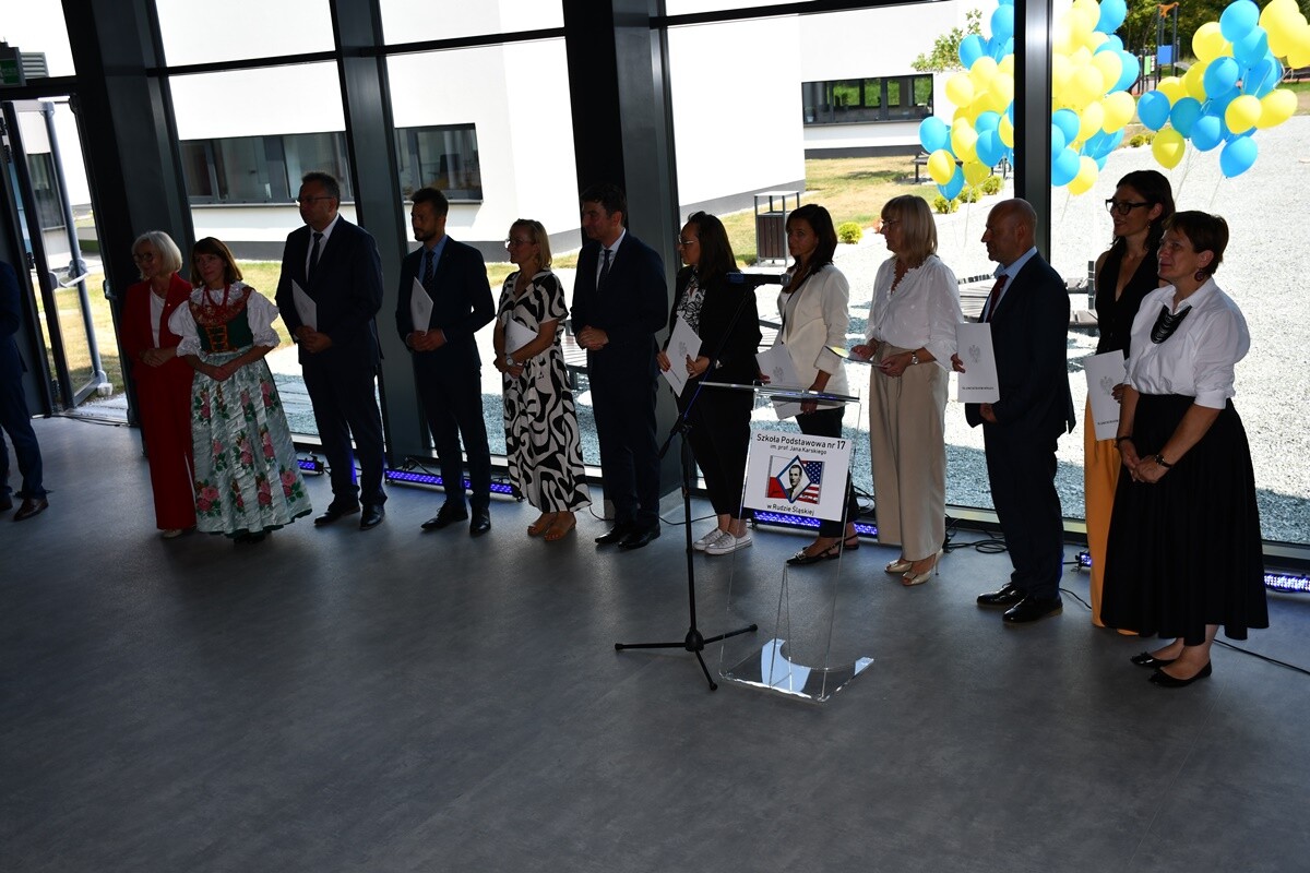 Wojewódzkie rozpoczęcie roku szkolnego w Szkole Podstawowej nr 17 w Rudzie Śląskiej.
