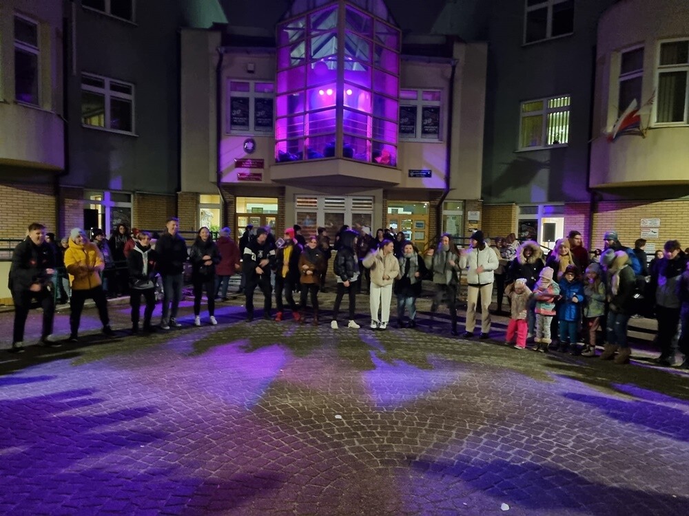 W ubiegłą niedzielę po raz 30. zagrała Wielka Orkiestra Świątecznej Pomocy. Z samych puszek rudzkie sztaby zebrały 195 277 złotych i 152 euro.