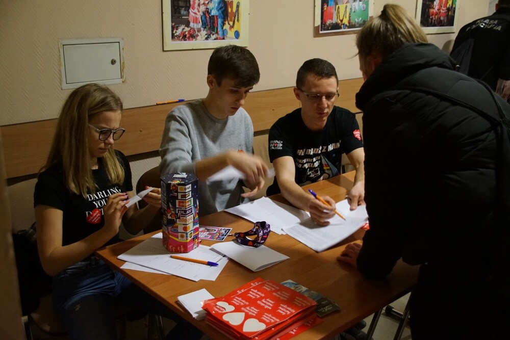 W tym roku około 450 wolontariuszy wyszło na ulice miasta, żeby zebrać fundusze na zapewnienie najwyższych standardów diagnostycznych i leczniczych w dziecięcej medycynie zabiegowej.