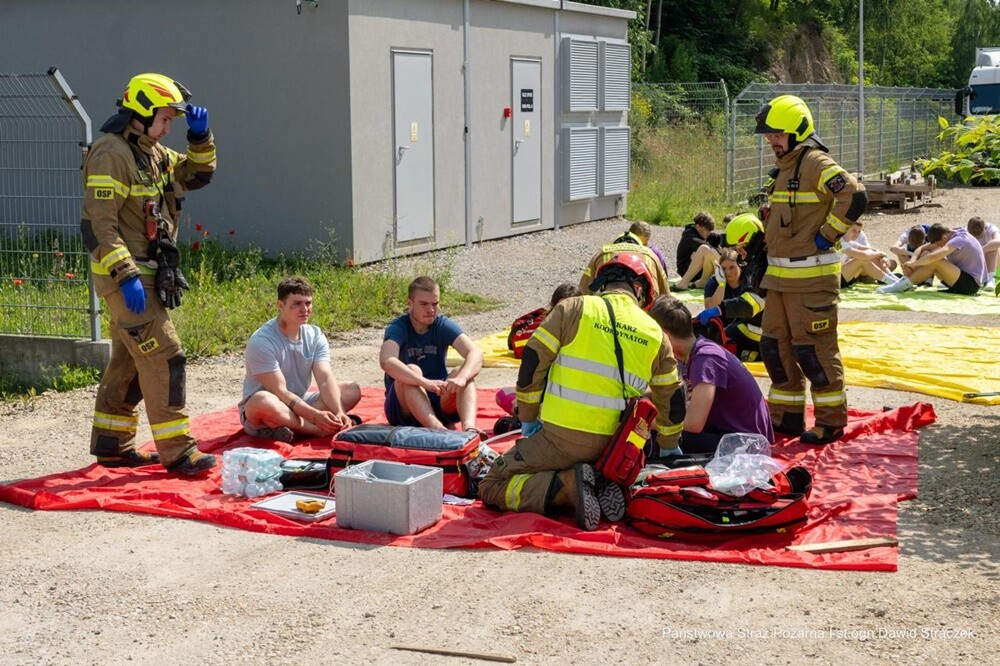 Wspólne działania służb ratunkowych w Rudzie Śląskiej: ćwiczenia w zakładzie Nik-Pol. / fot. st.ogn. Dawid Strączek