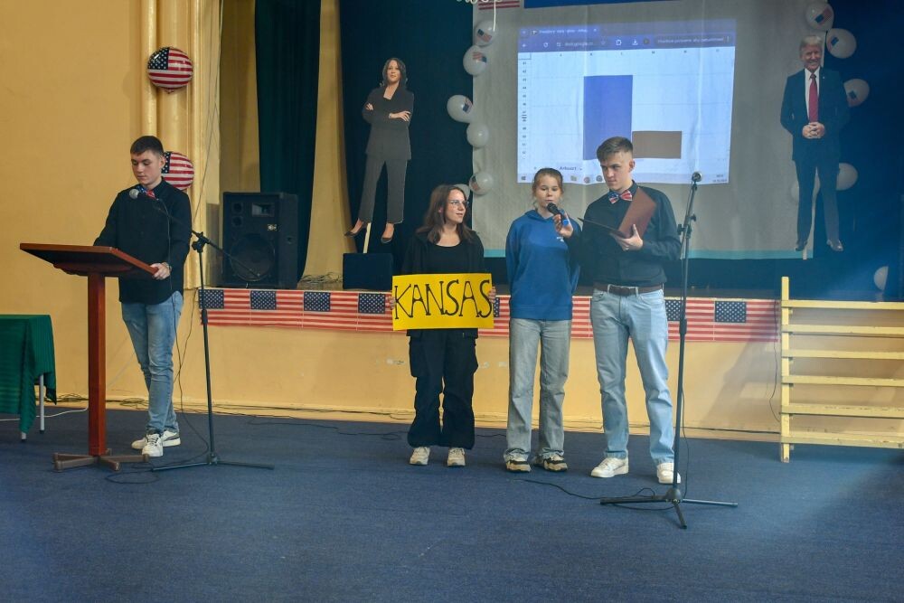 Prawybory prezydenta USA w IV LO im. HC Hoovera/fot. IV LO, FB Michał Pierończyk