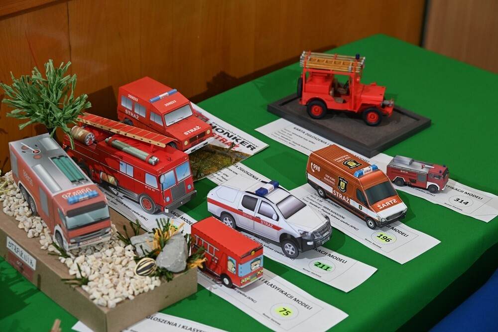 XII Regionalny Konkurs Modeli Kartonowych w Rudzie Śląskiej. / fot. UM Ruda Śląska