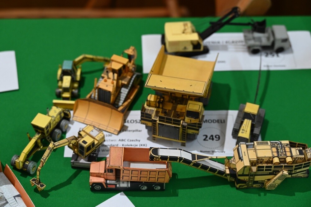 XII Regionalny Konkurs Modeli Kartonowych w Rudzie Śląskiej. / fot. UM Ruda Śląska