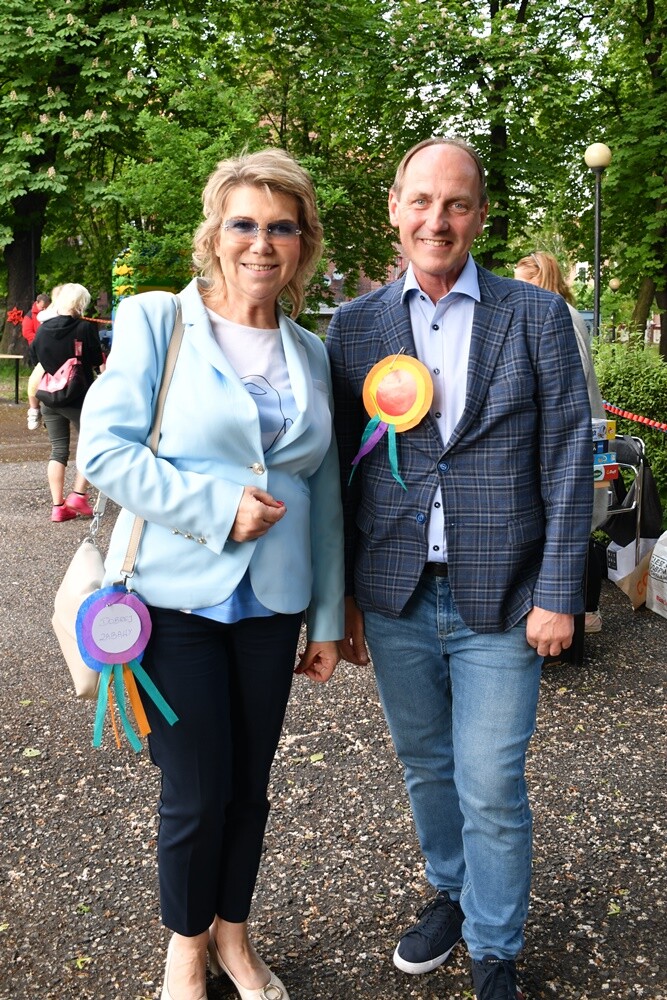 We wtorek, 30 maja w ramach obchodów Metropolitalnego Święta Rodziny pod hasłem "Rodzina – forum dialogu", w ogrodach Śląskiego Teatru Impresaryjnego odbył się XIII Festyn Rodzin Zastępczych.

fot. Jacek Knapik