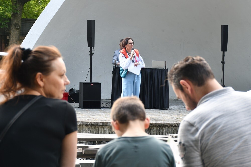 We wtorek, 30 maja w ramach obchodów Metropolitalnego Święta Rodziny pod hasłem "Rodzina – forum dialogu", w ogrodach Śląskiego Teatru Impresaryjnego odbył się XIII Festyn Rodzin Zastępczych.

fot. Jacek Knapik