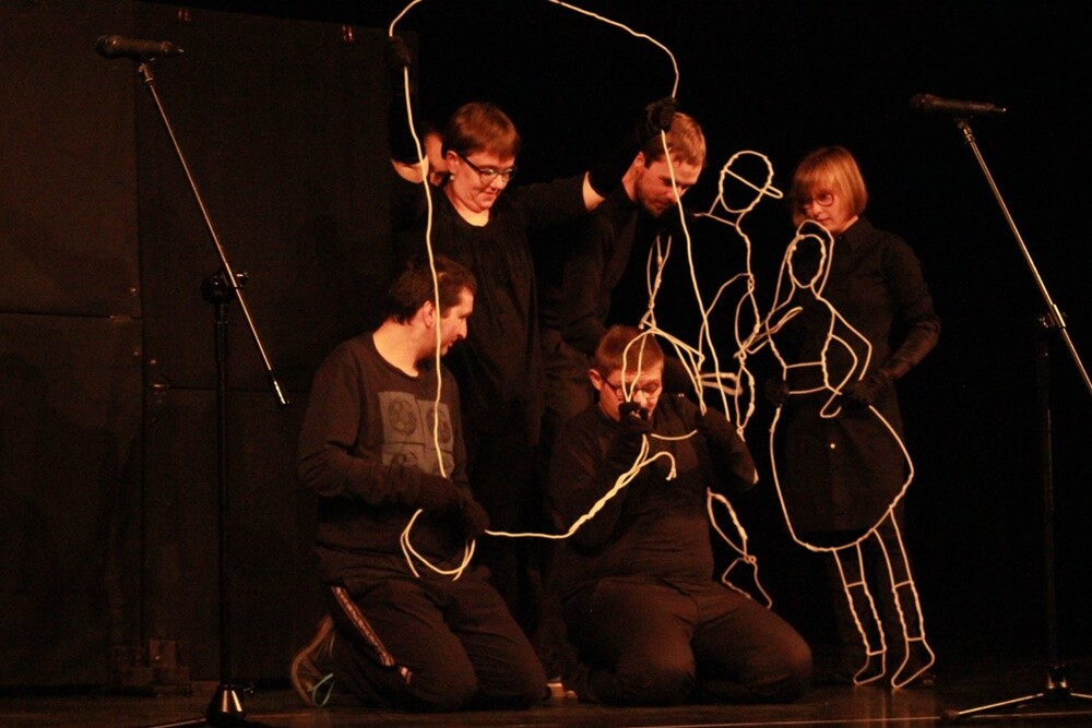 Wyjątkowe spektakle teatralne można było podziwiać dzisiaj na scenie Miejskiego Centrum Kultury im. H.Bisty. Niepełnosprawni artyści zaprezentowali swój talent podczas XIV Spotkań Aktorskich Osób Niepełnosprawnych, które każdego roku organizuje Ośrodek dla Osób Niepełnosprawnych Najświętsze Serce Jezusa.