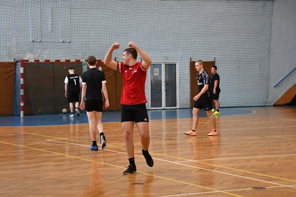 XVI Mistrzostwa Zespołu Szkół nr 6 w piłce nożnej halowej. / fot. Jacek Knapik