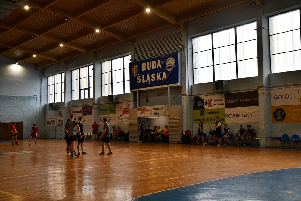 XVI Mistrzostwa Zespołu Szkół nr 6 w piłce nożnej halowej. / fot. Jacek Knapik