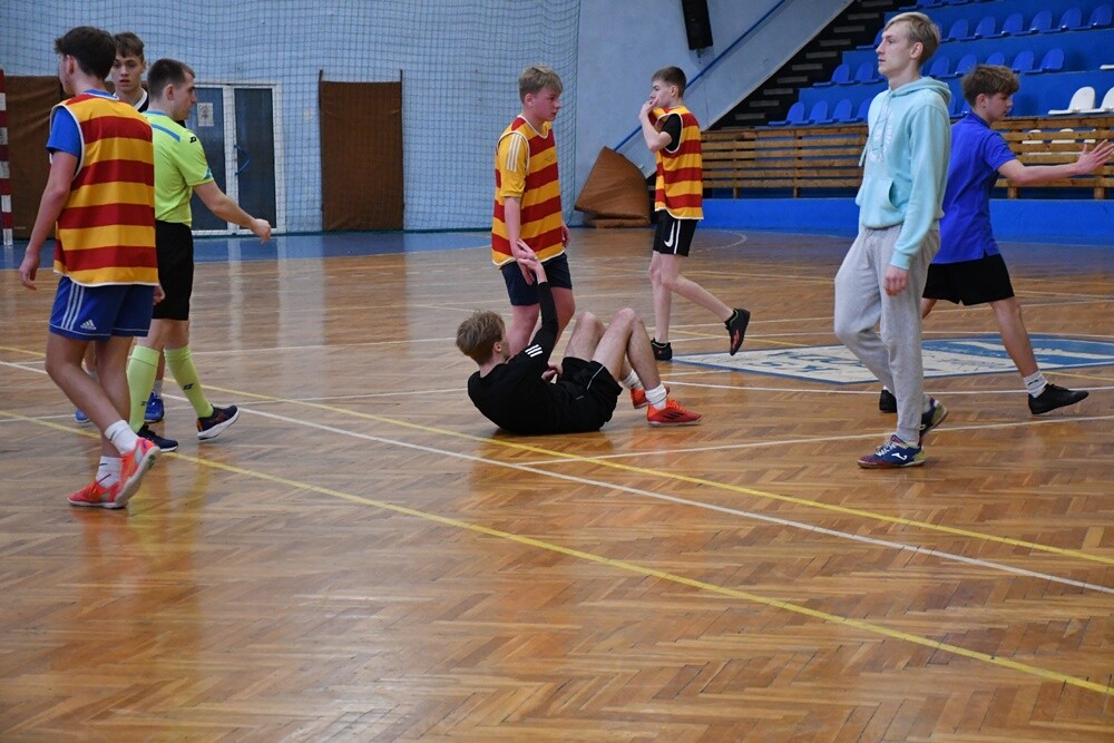 XVI Mistrzostwa Zespołu Szkół nr 6 w piłce nożnej halowej. / fot. Jacek Knapik