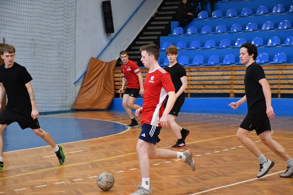 XVI Mistrzostwa Zespołu Szkół nr 6 w piłce nożnej halowej. / fot. Jacek Knapik