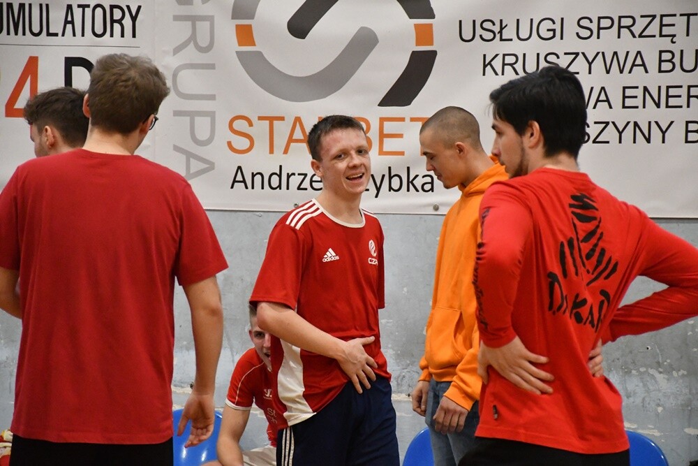 XVI Mistrzostwa Zespołu Szkół nr 6 w piłce nożnej halowej. / fot. Jacek Knapik