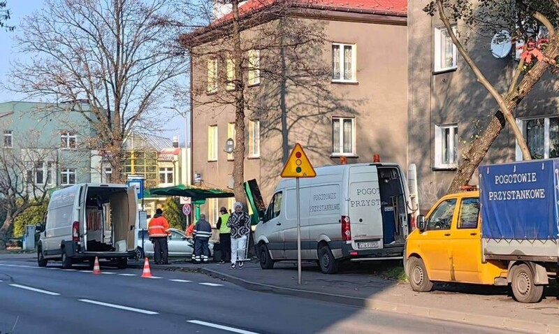 Z przystanku Kochłowice Szkoła zniknęła wiata. Kiedy wróci na swoje miejsce?