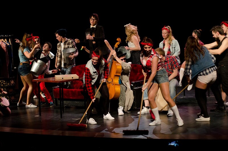 Zapraszamy na spektakl muzyczny "Kochaj i tańcz"