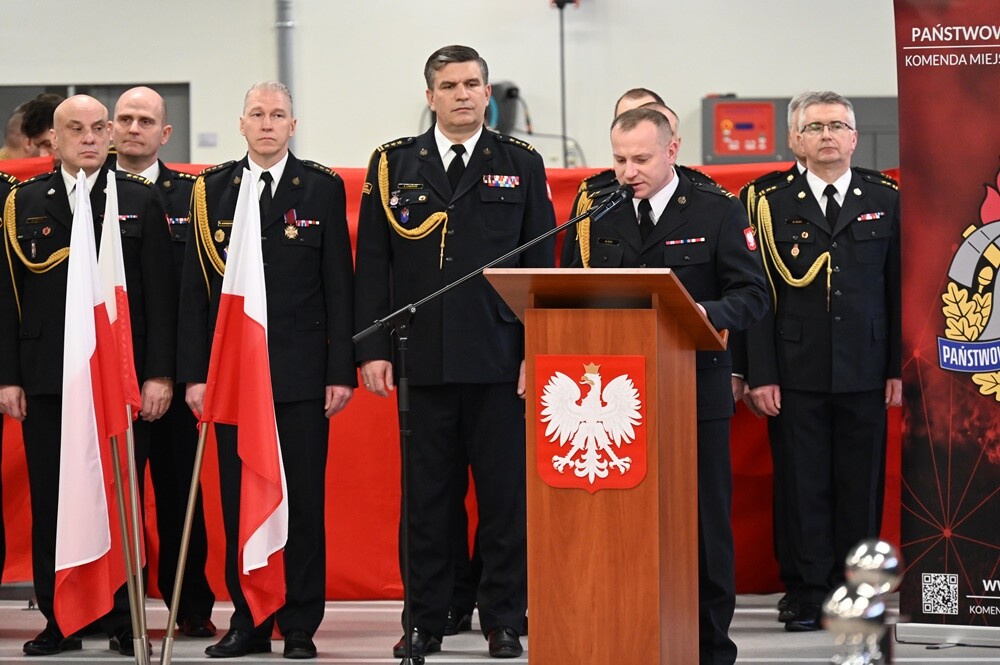 Dziś w Komendzie Miejskiej Państwowej Straży Pożarnej w Rudzie Śląskiej uroczystość zmiany komendanta miejskiego. / fot. UM Ruda Śląska